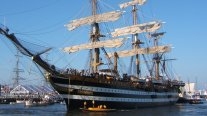 Imponente buque escuela "Amerigo Vespucci" está en Valparaíso y se puede visitar